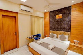Hotel Olive Palace - Best Rated Area